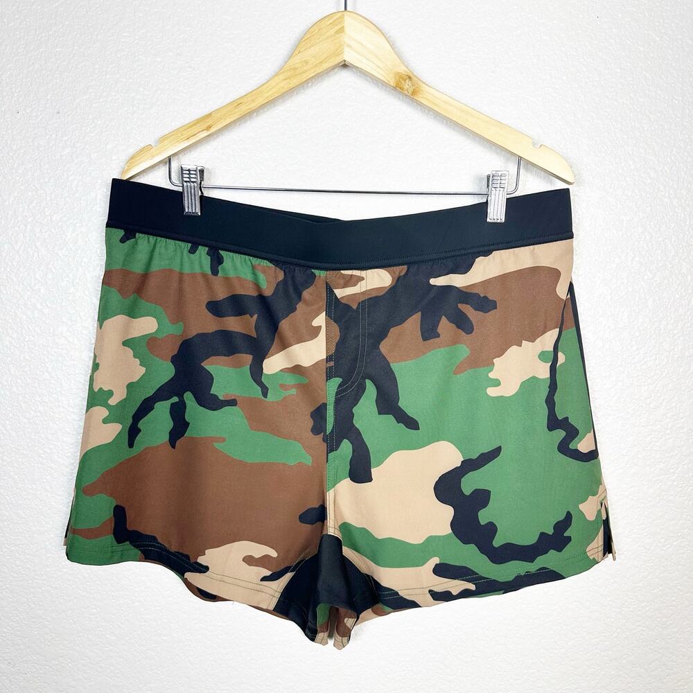 Men's Camo Flat Front Shorts - Green/Brown